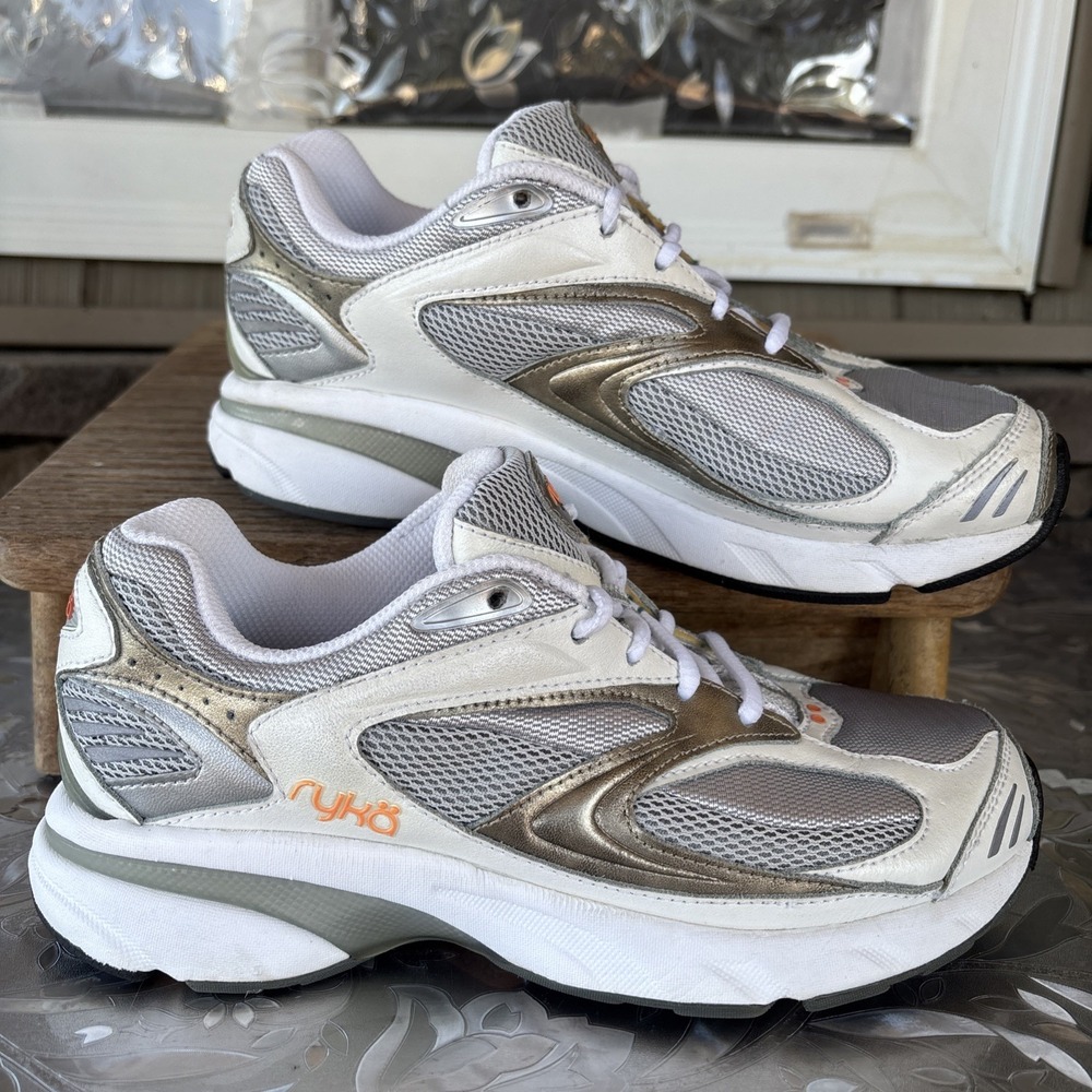 Ryka Luna Run / Lo Flare Sneakers Womens 7.5 Silver White Athletic Shoes